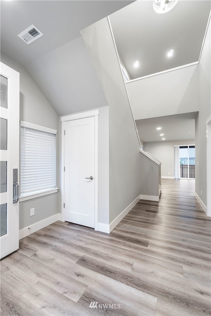 18701 128th Street E