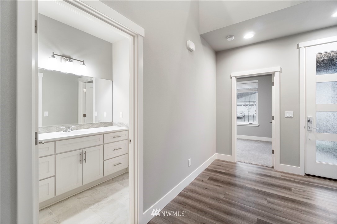 18701 128th Street E