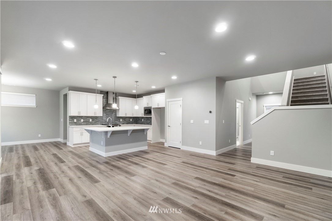 18701 128th Street E