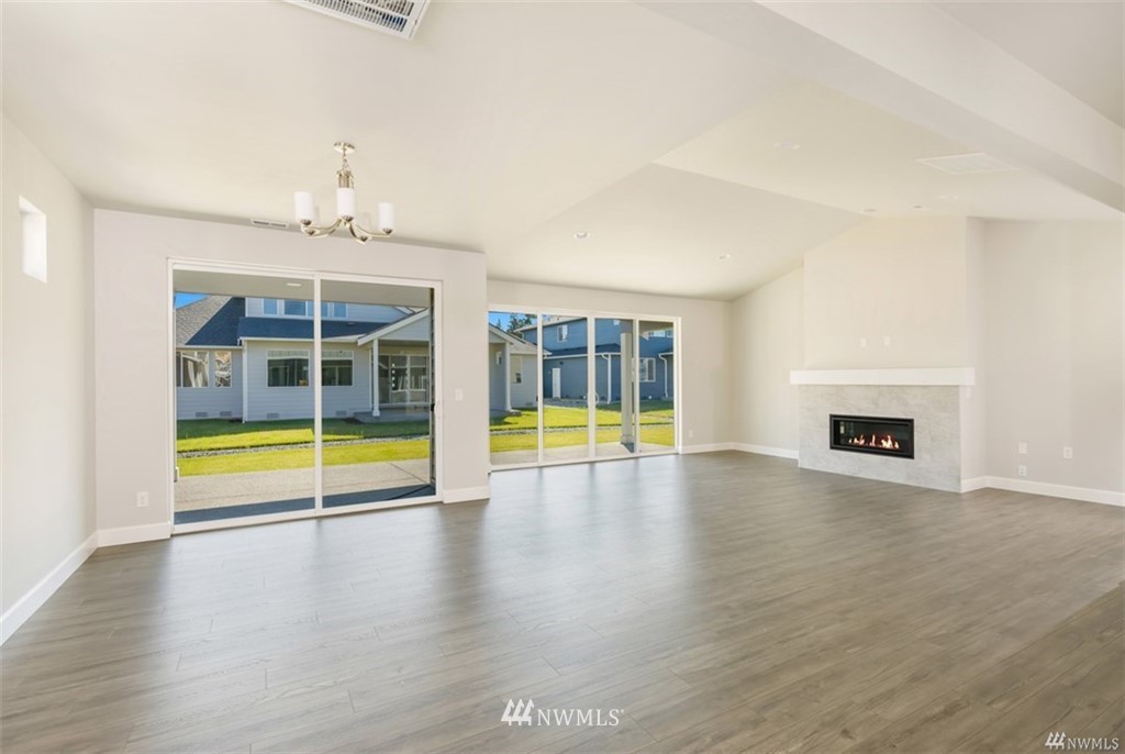 23124 62nd St E ( Lot 200 )