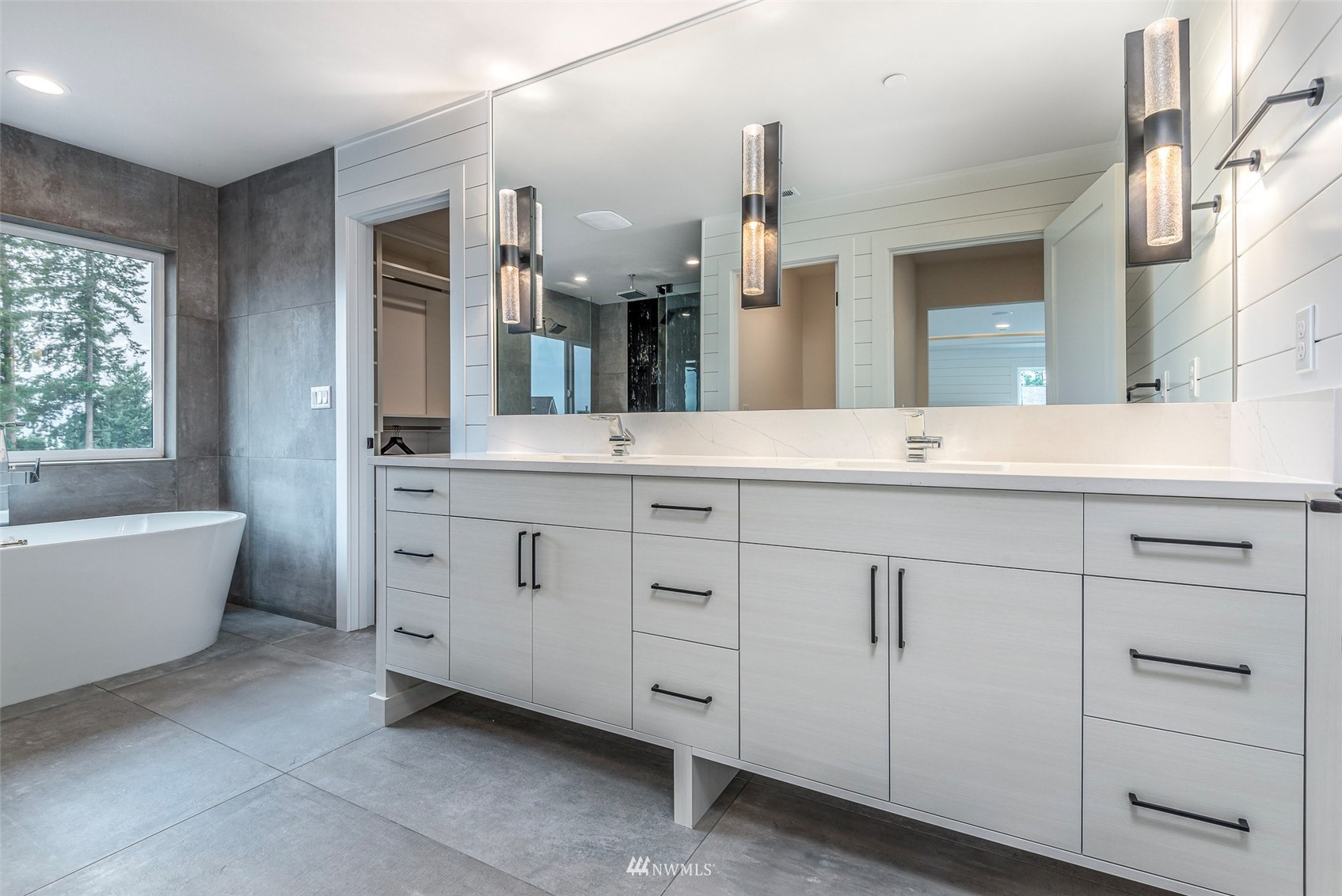 2804 25th Avenue Ct SE Unit: Lot 1