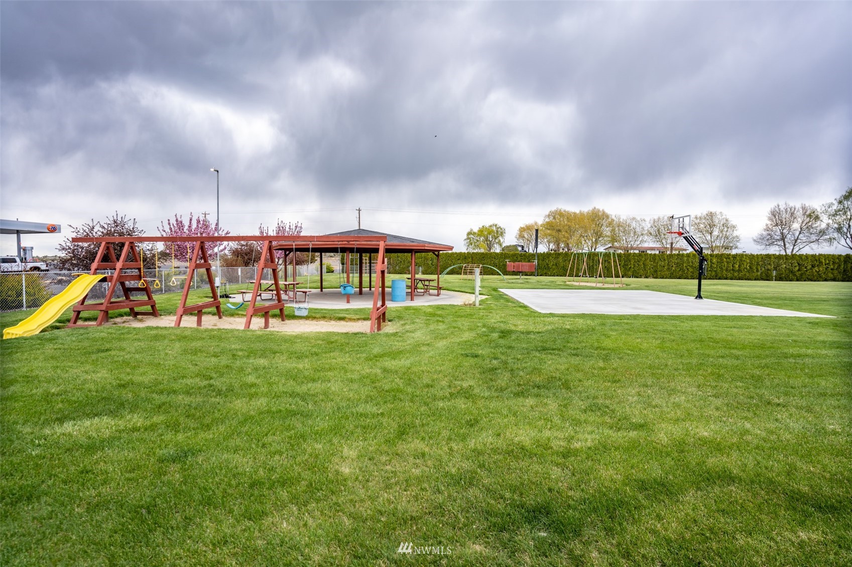 6897 E Highway 262