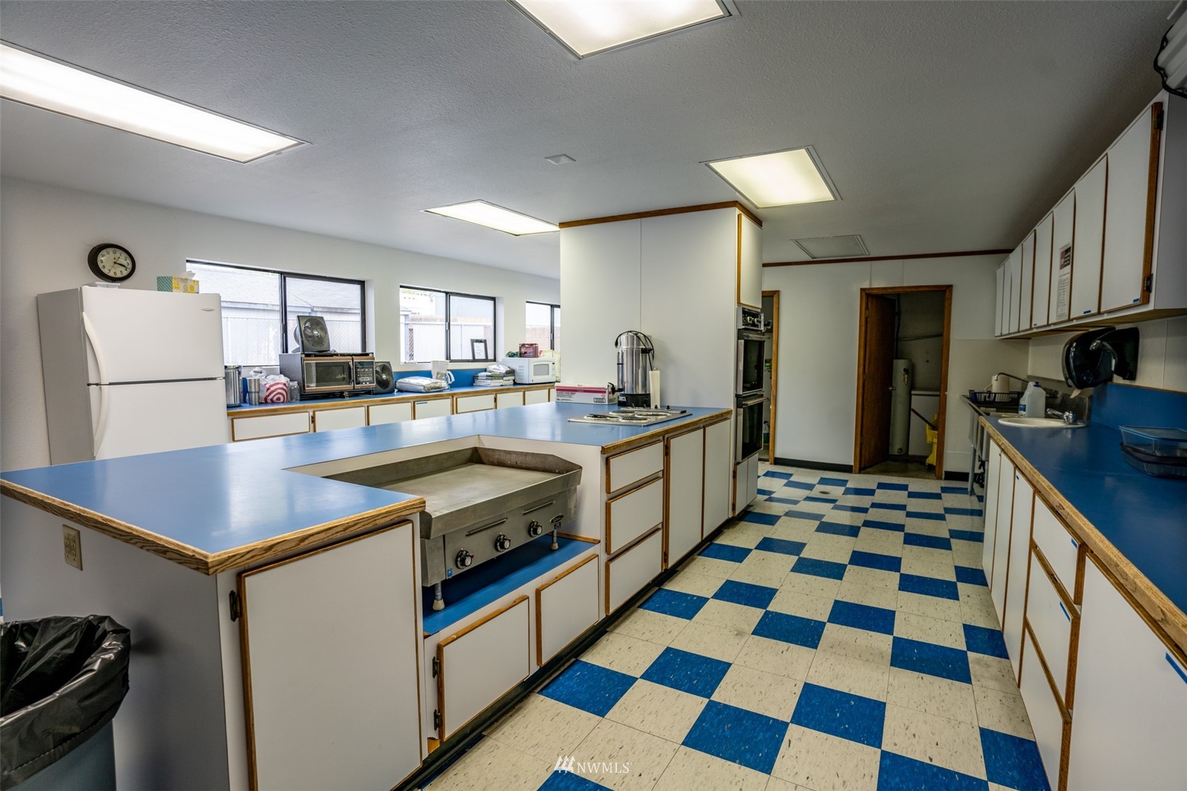 6897 E Highway 262