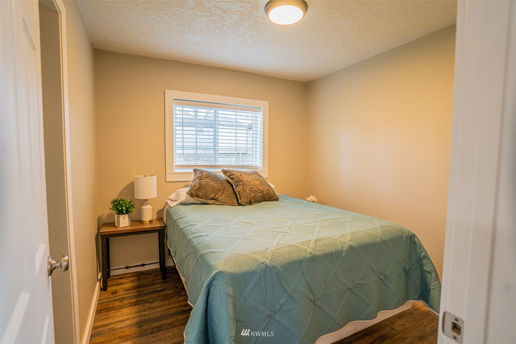 6897 E Highway 262