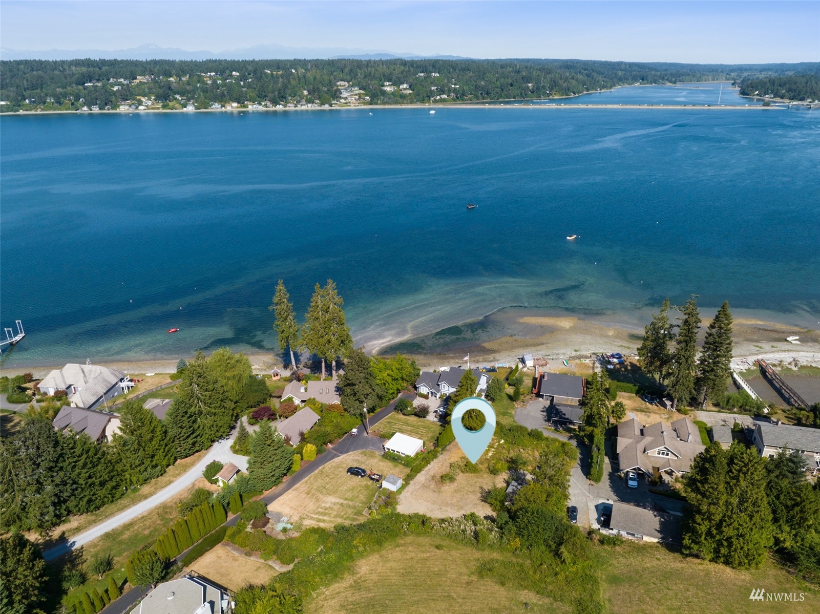 6914 Sunset View Drive NW