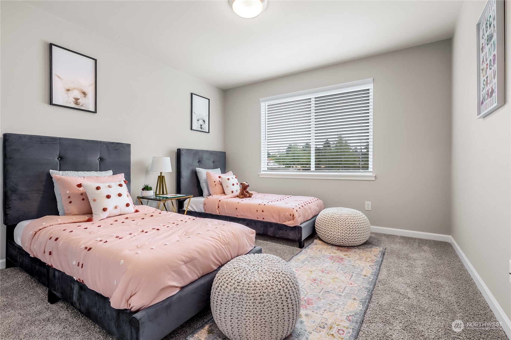 3004 Stephanie Loop NE