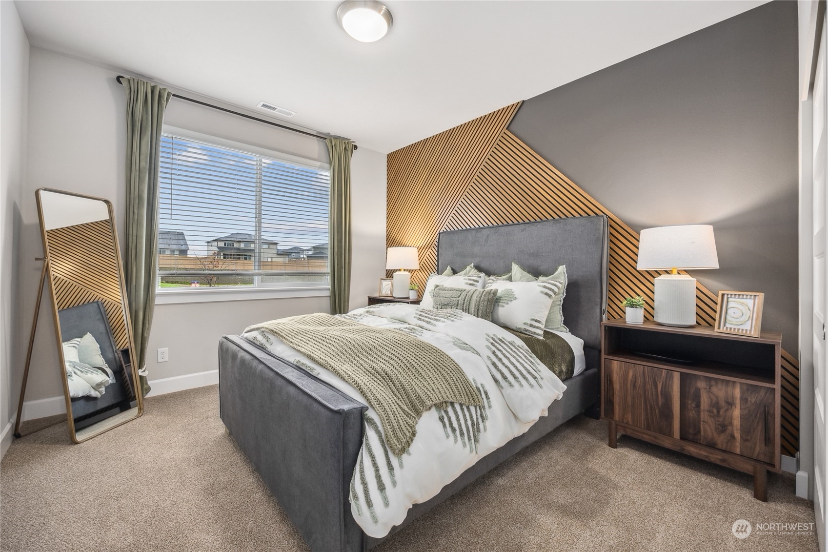 6103 229th Ave E #248