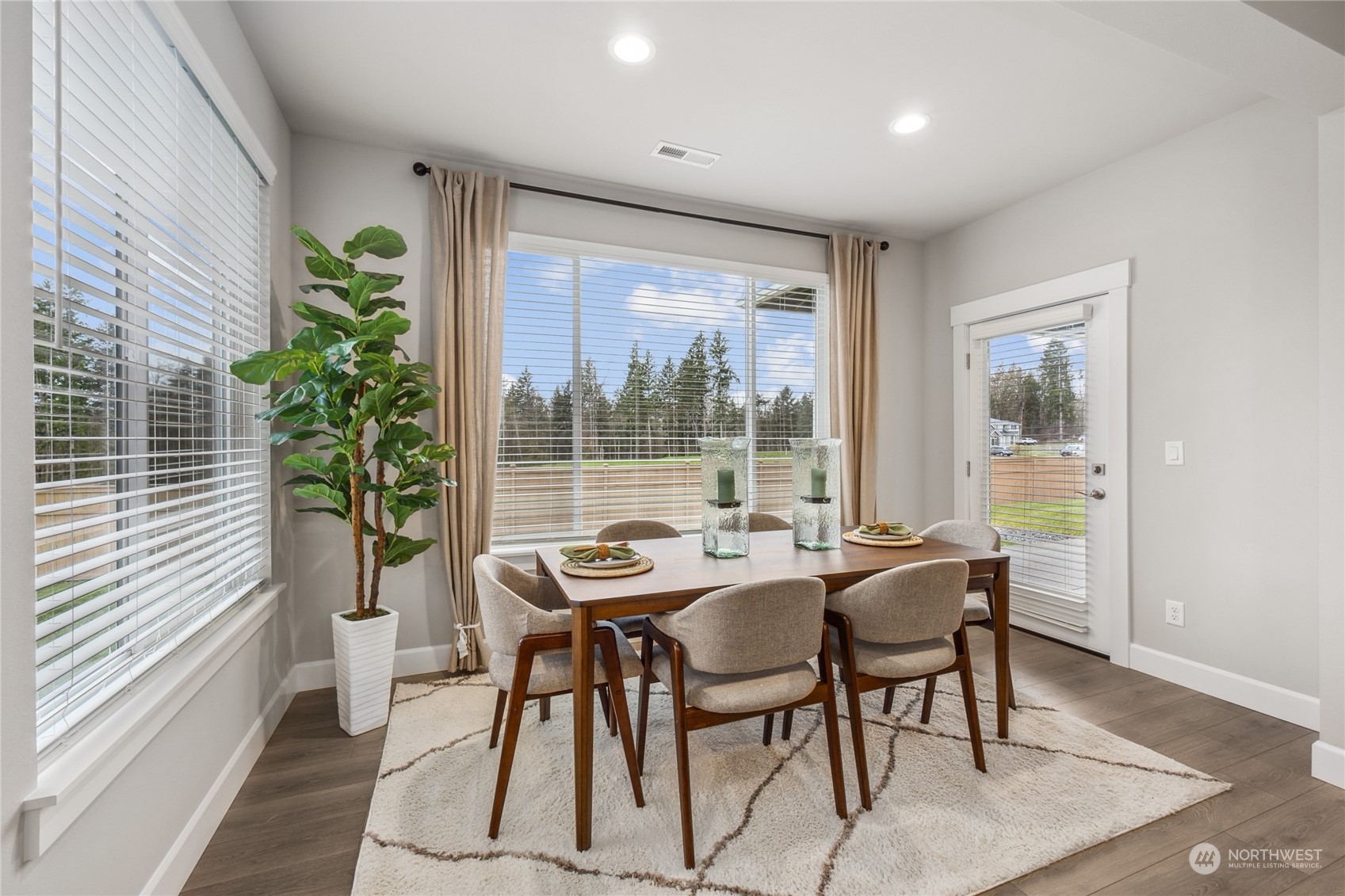 6103 229th Ave E #248