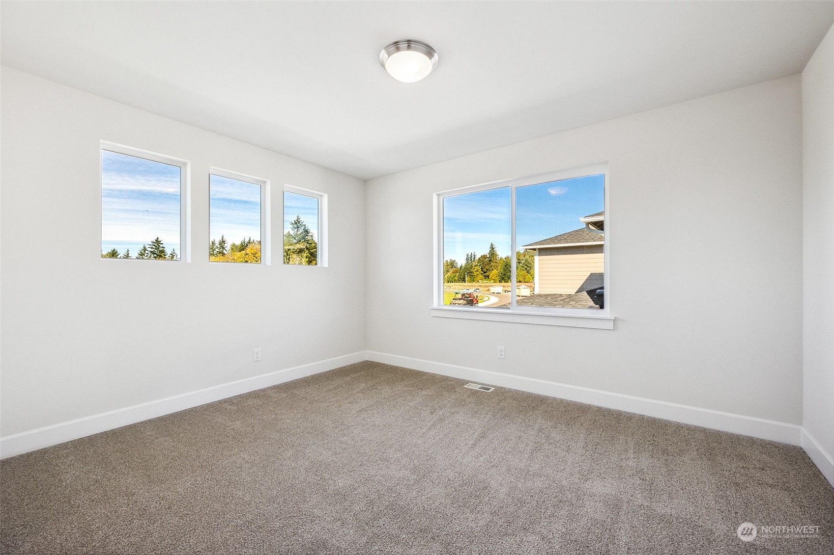 6015 229th Ave E #250