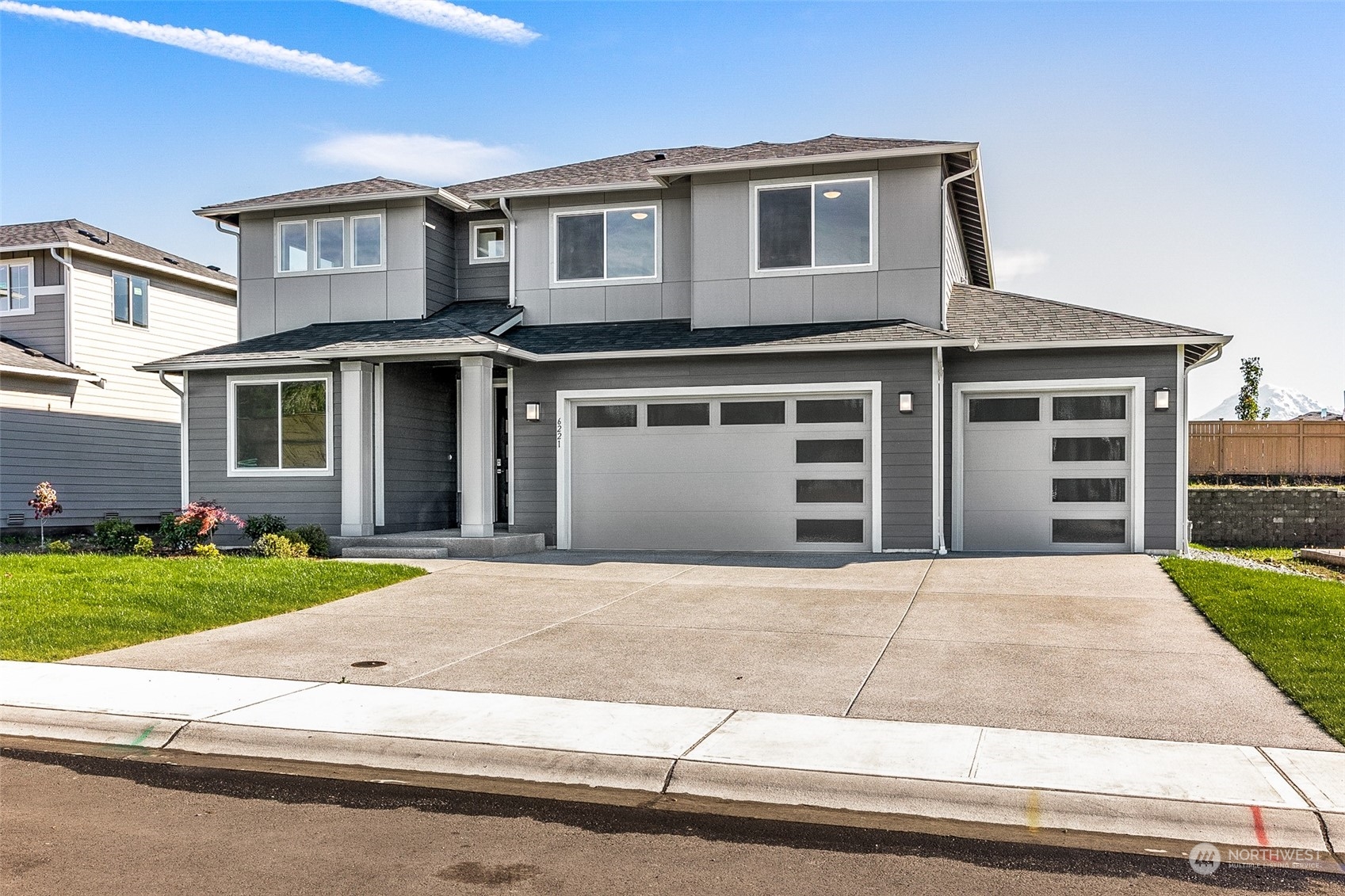 6015 229th Ave E #250