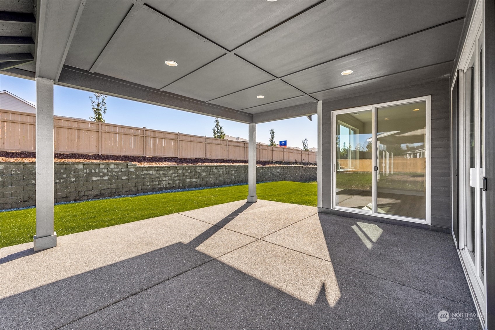 6015 229th Ave E #250