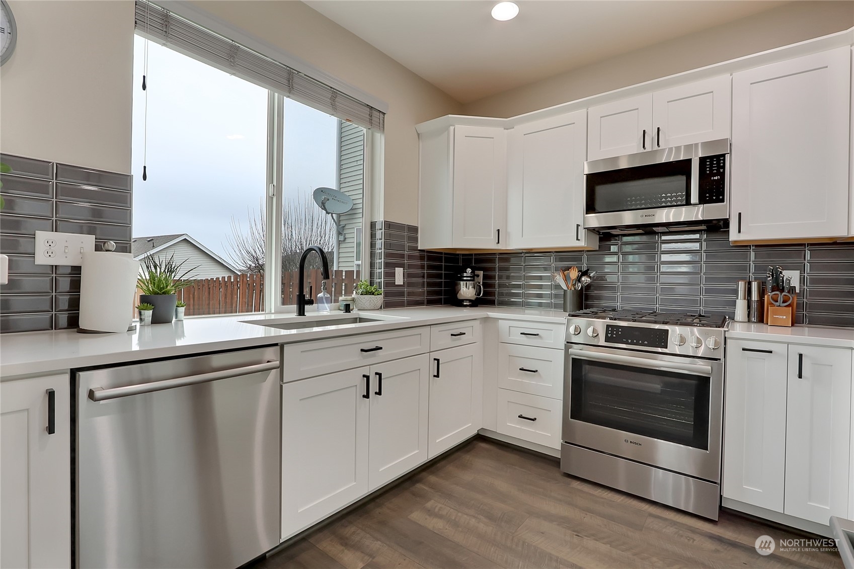 6209 Elizabeth Ave SE