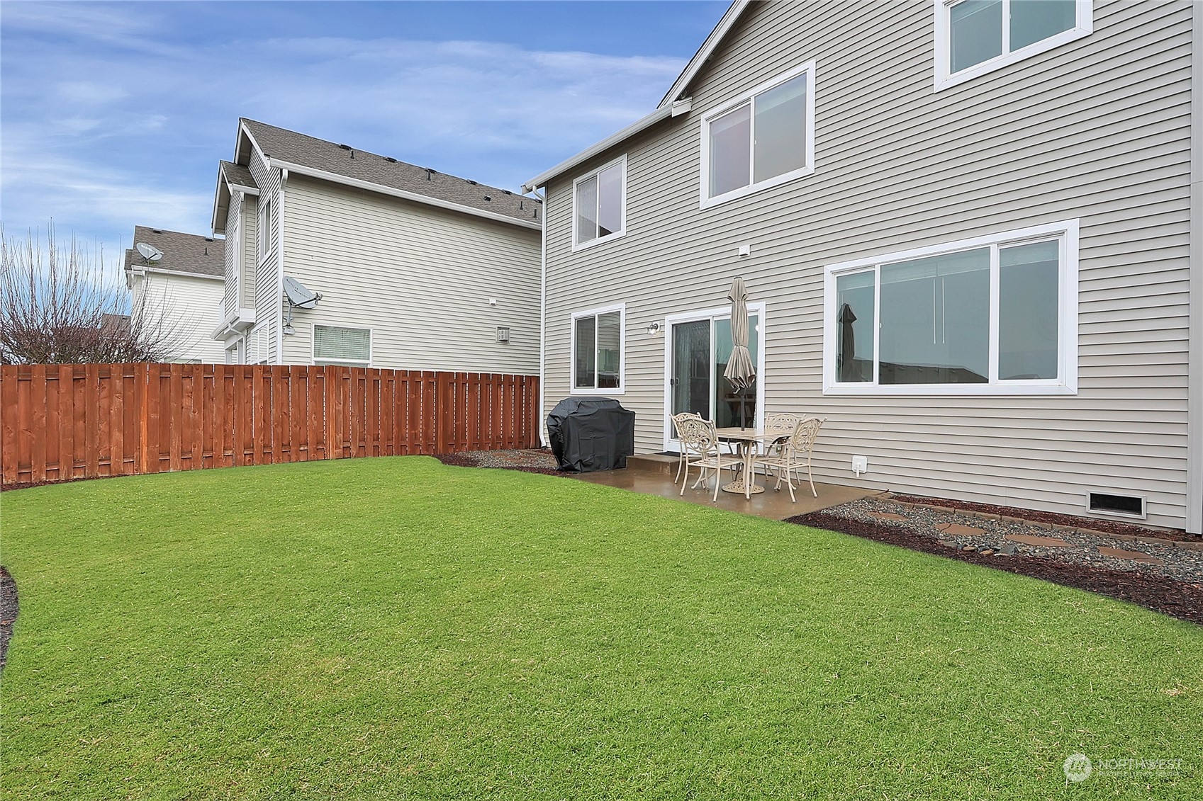 6209 Elizabeth Ave SE