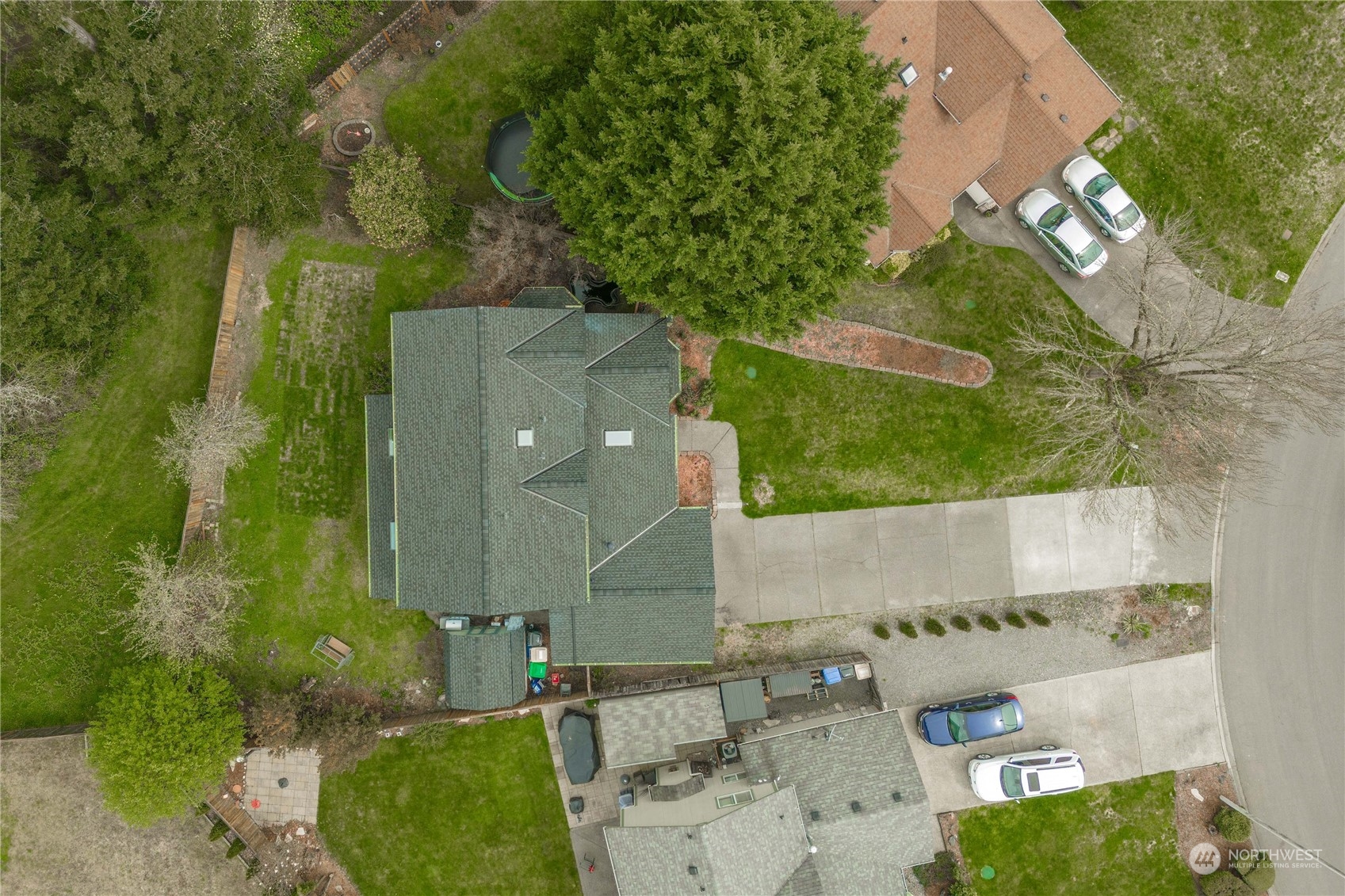 5911 Compton Loop SE