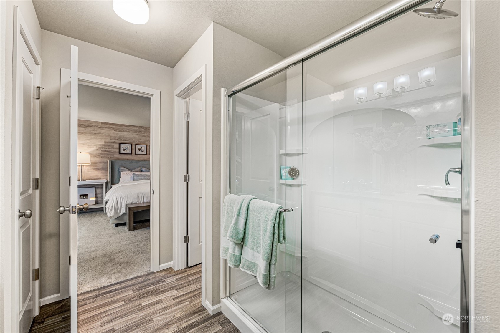 3031 (Lot 12) 6th Avenue NE