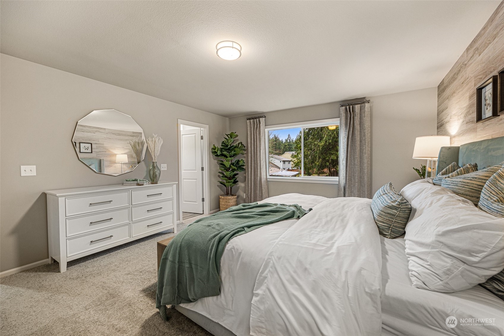 3031 (Lot 12) 6th Avenue NE