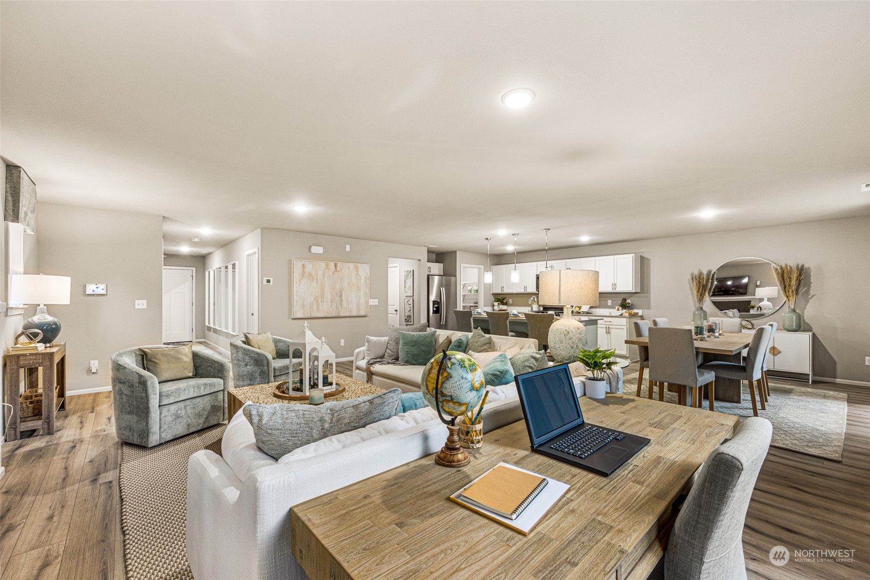 3031 (Lot 12) 6th Avenue NE
