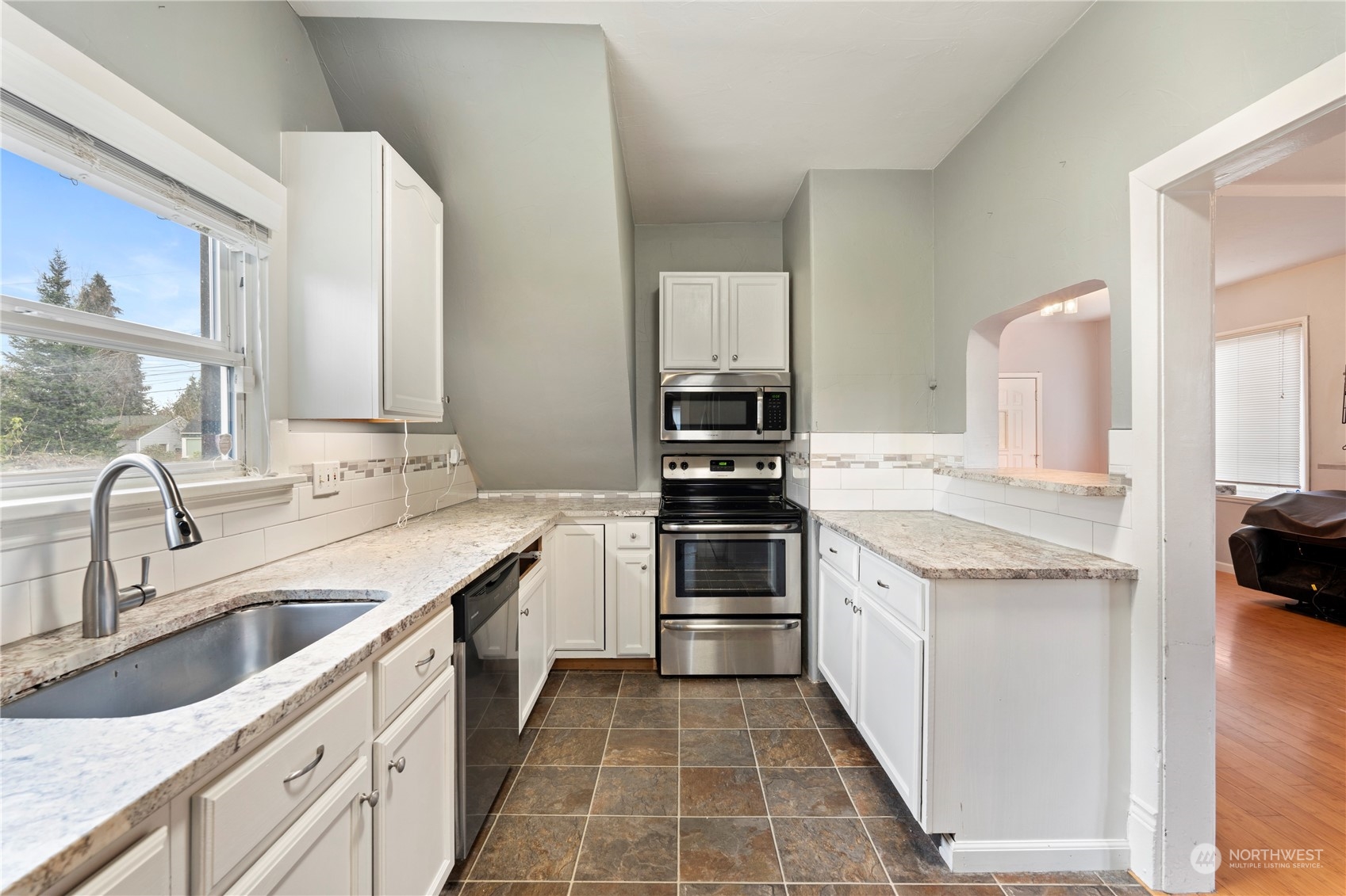 1404 41st Street S