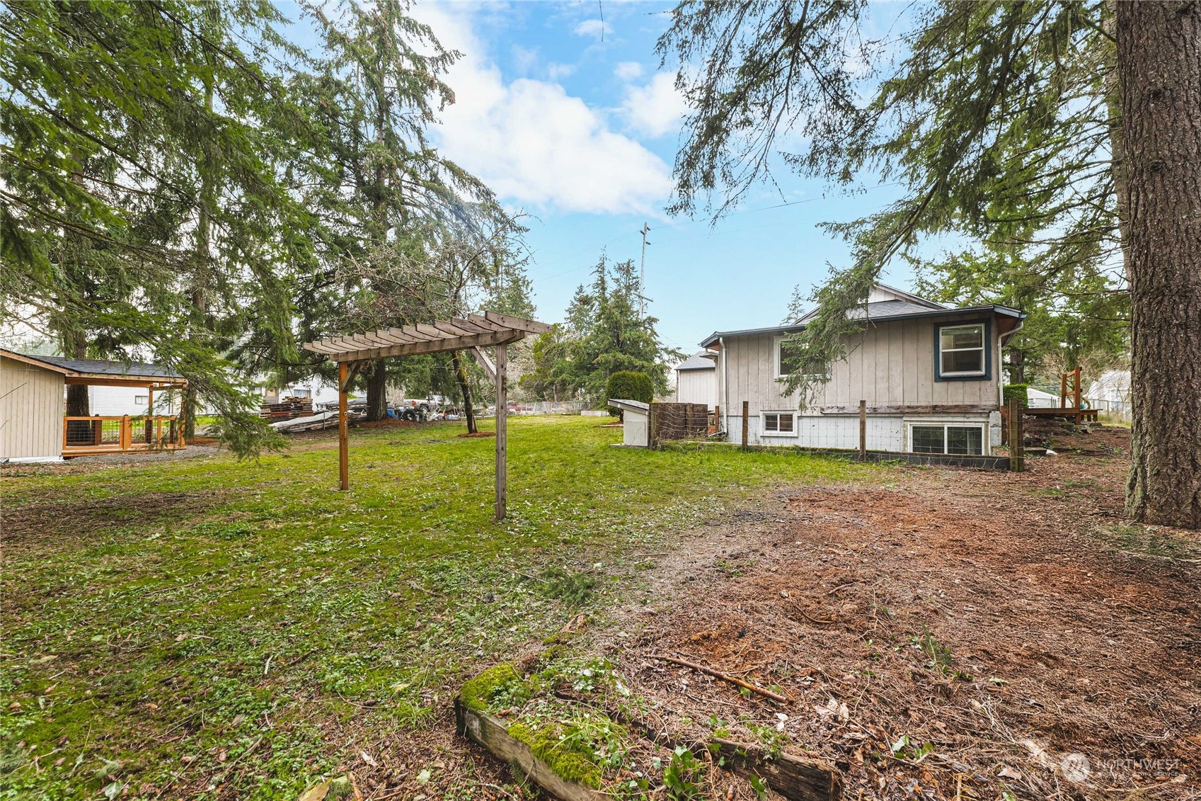 9716 Kenwood Drive SW