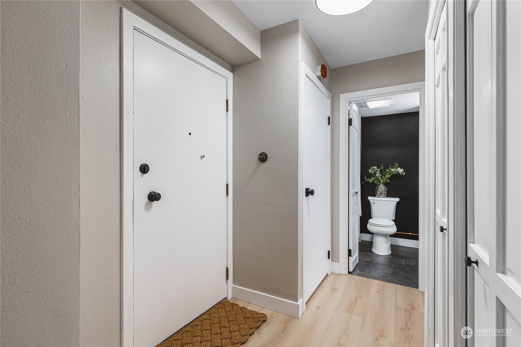 1221 Minor Avenue Unit: 608