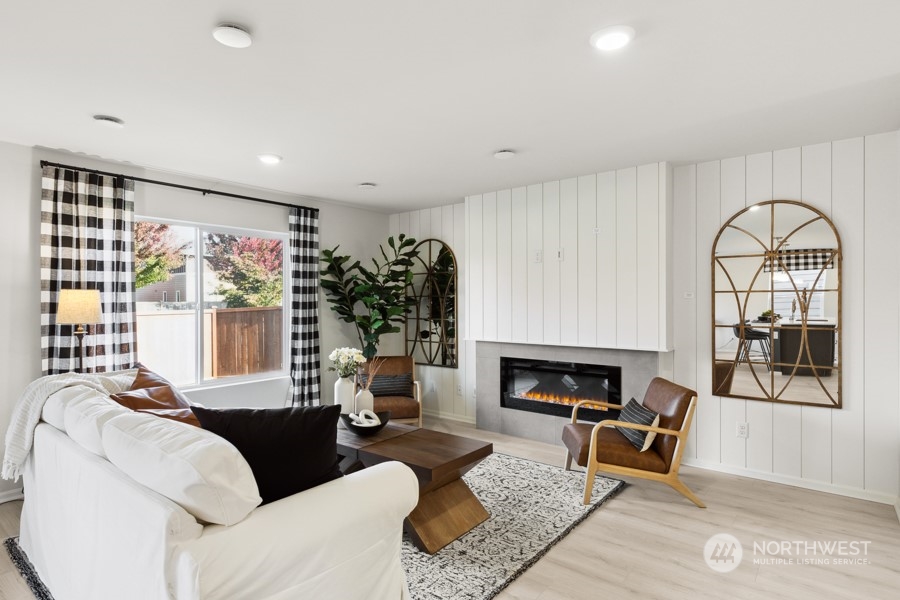 3019 (Lot 10) 6th Avenue NE