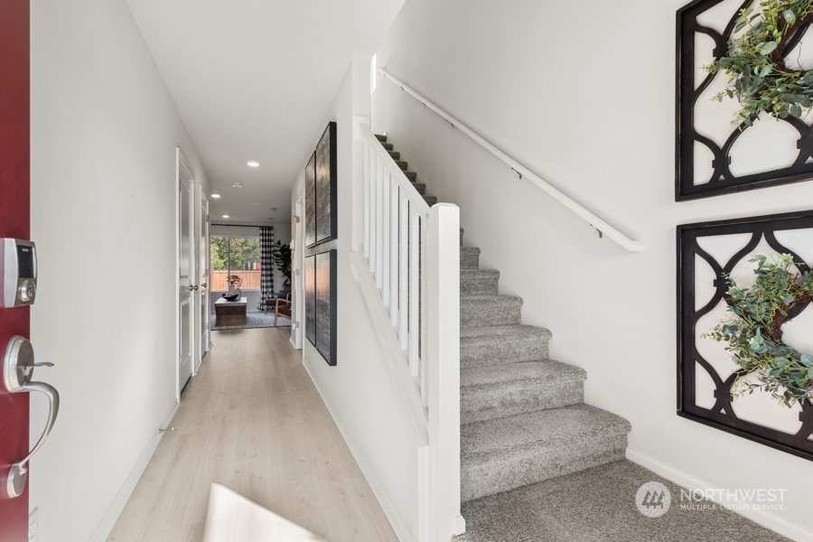3019 (Lot 10) 6th Avenue NE