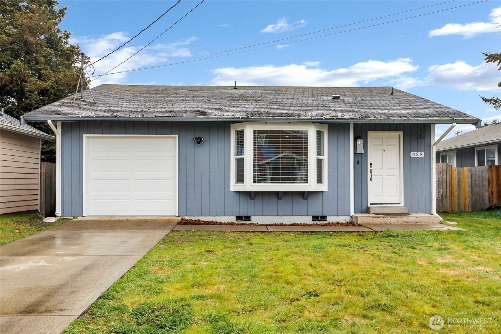 428 2nd Avenue NE
