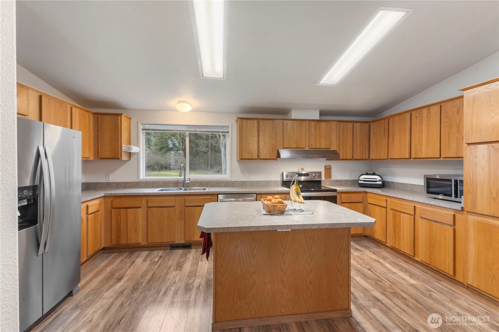 11248 Morris Road SE