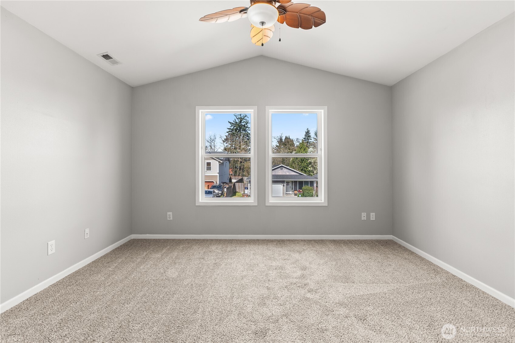 1218 E 57th Street