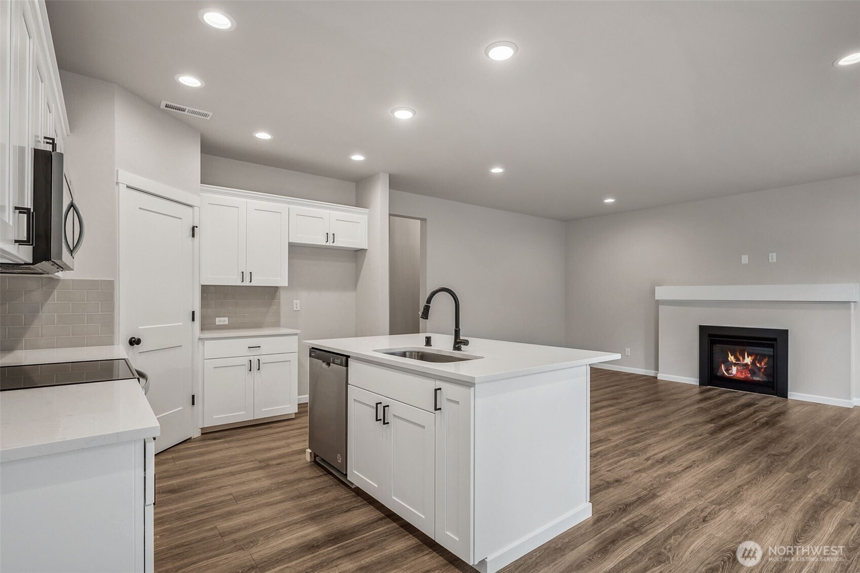 12070 126th Avenue Ct E Unit: 7