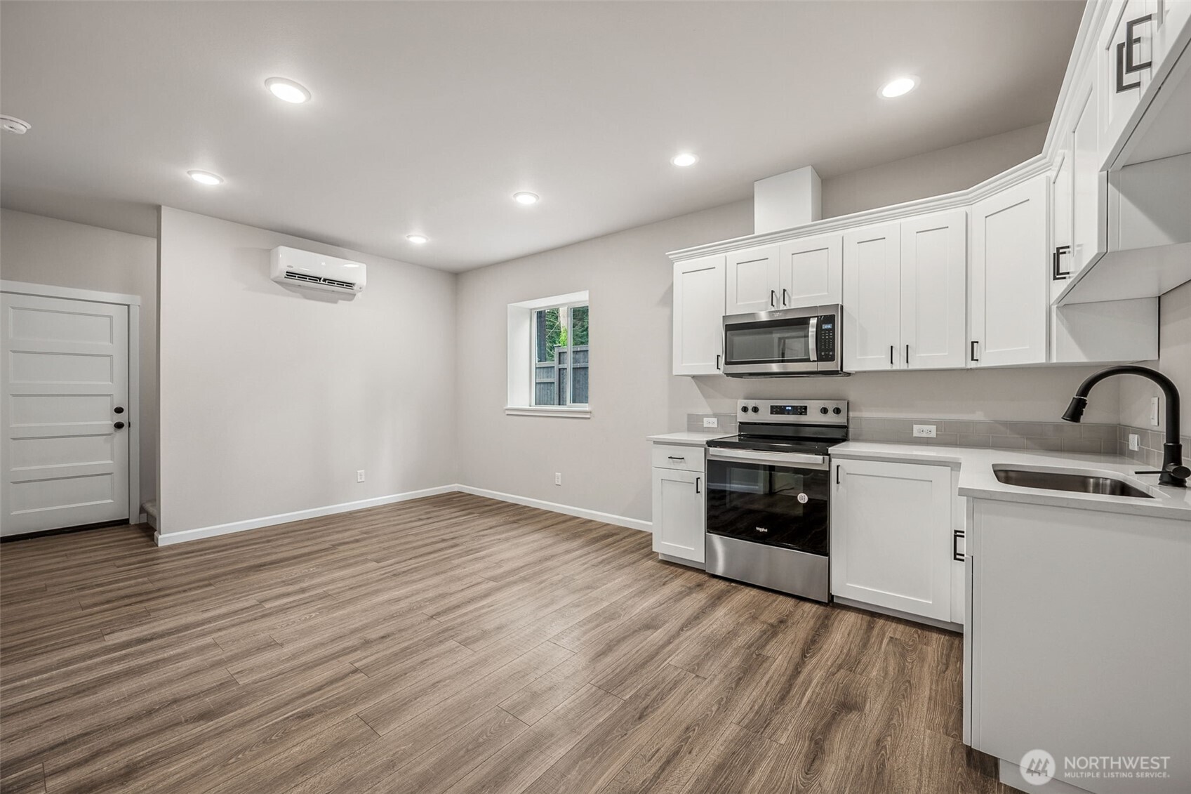 12070 126th Avenue Ct E Unit: 7