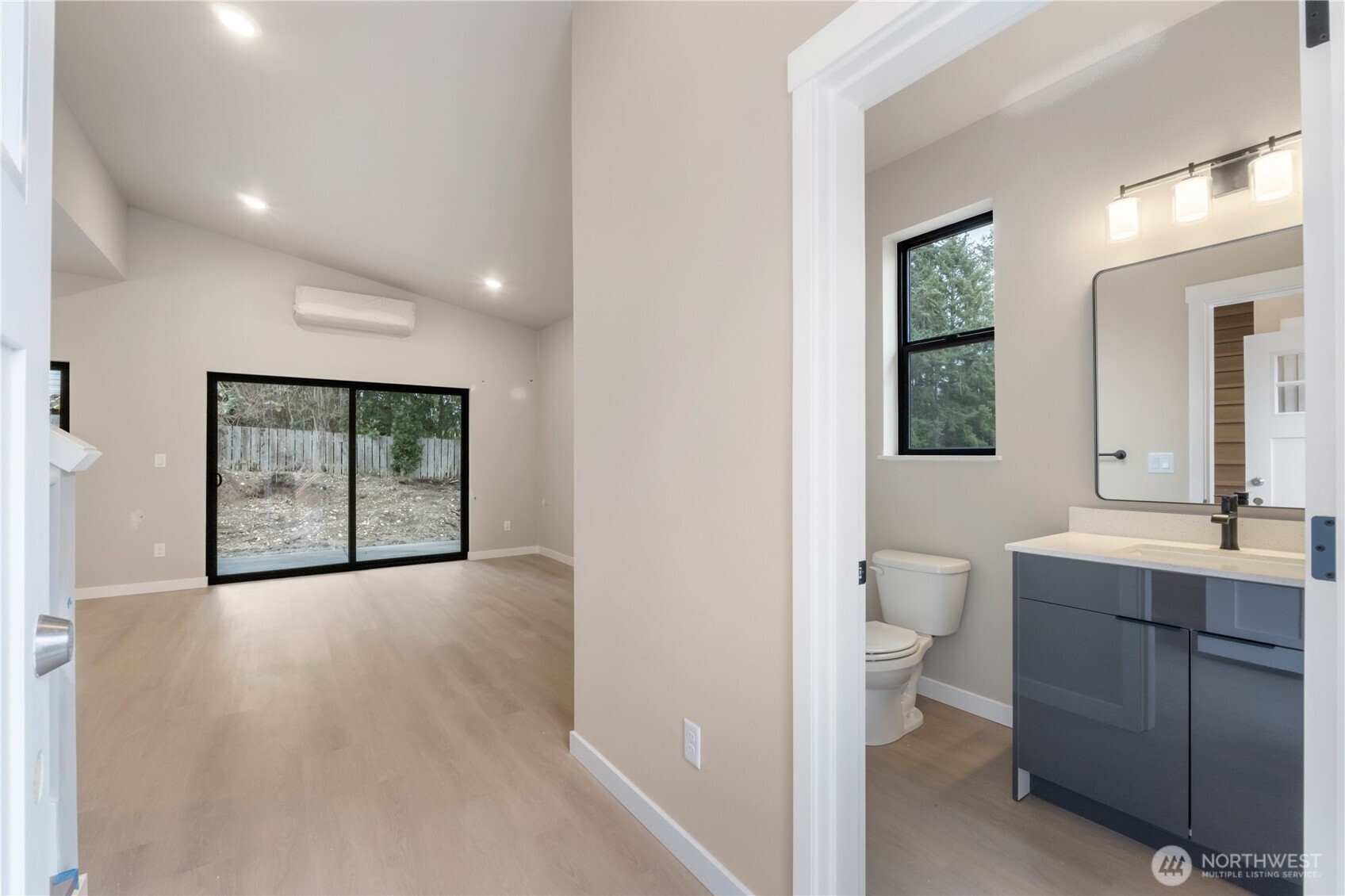 910 104th Street Ct S