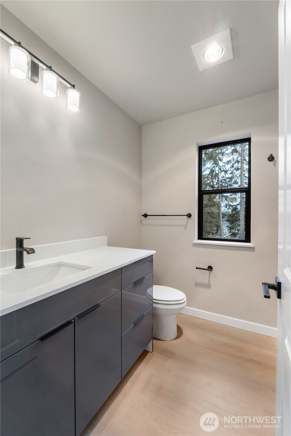 910 104th Street Ct S