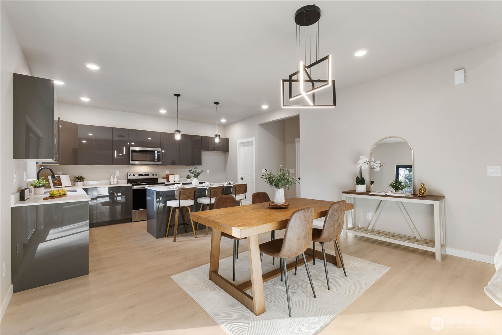 910 104th Street Ct S