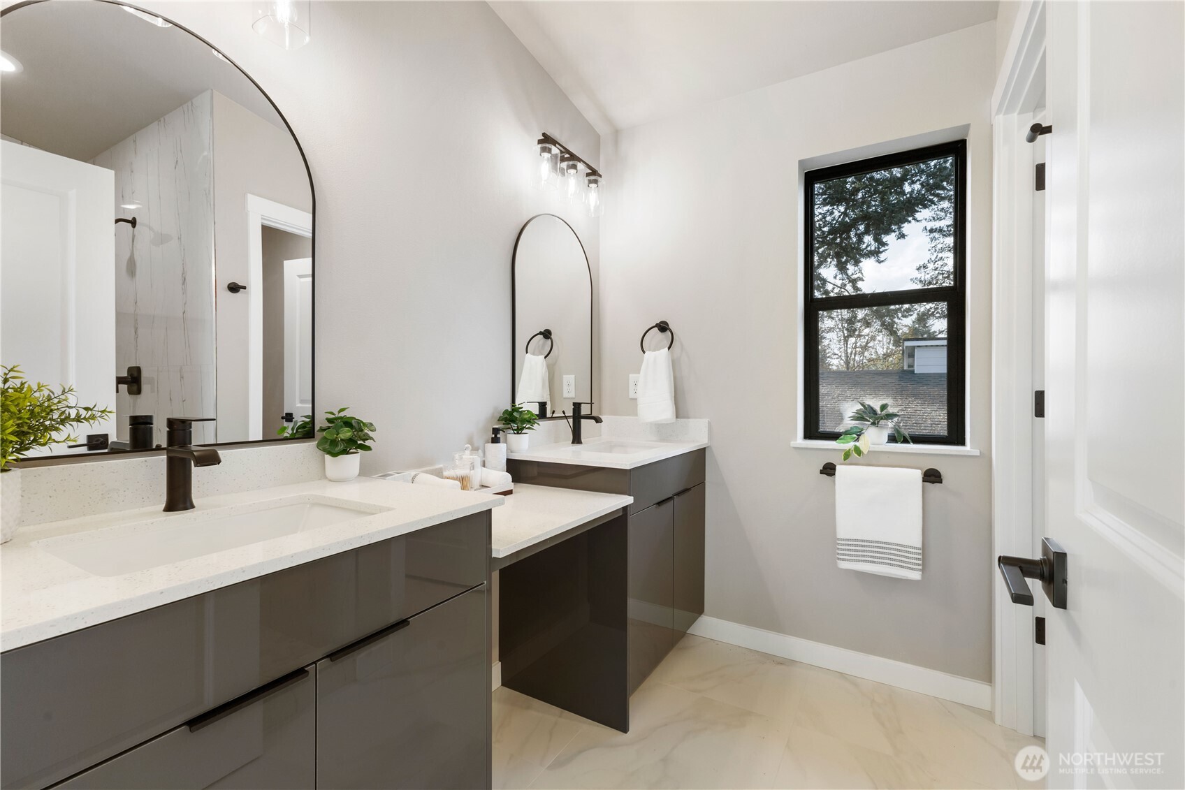 910 104th Street Ct S