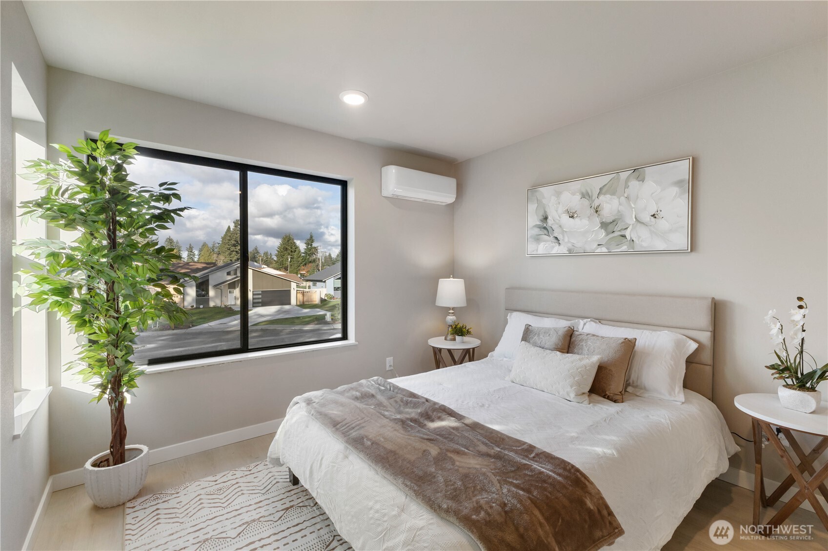 910 104th Street Ct S