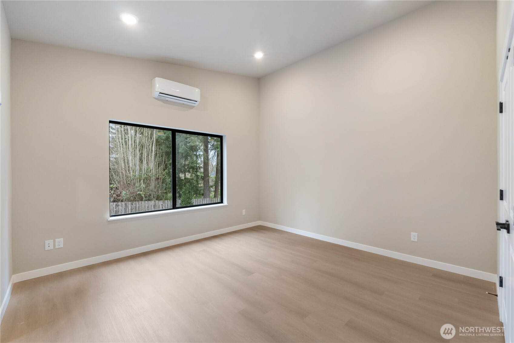 910 104th Street Ct S