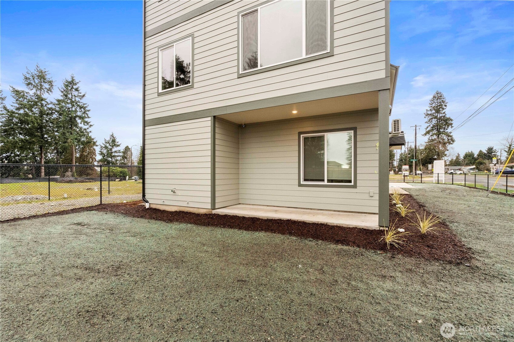 906 104th Street Ct S