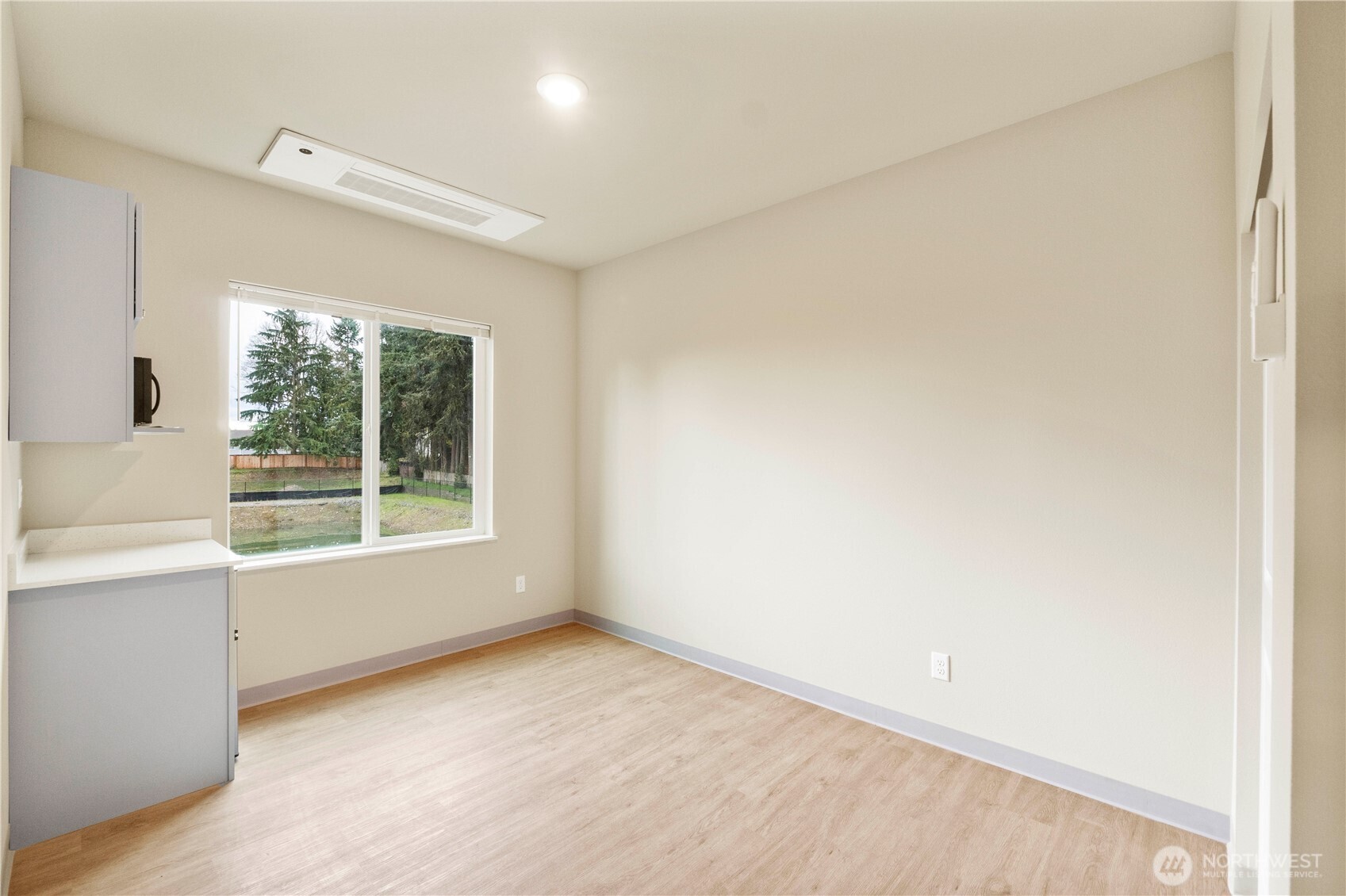 906 104th Street Ct S