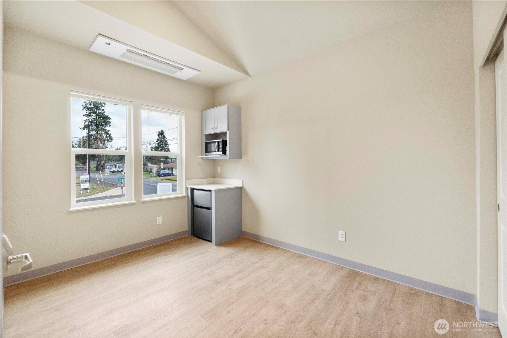 906 104th Street Ct S