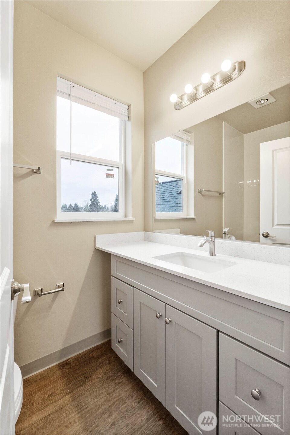 906 104th Street Ct S