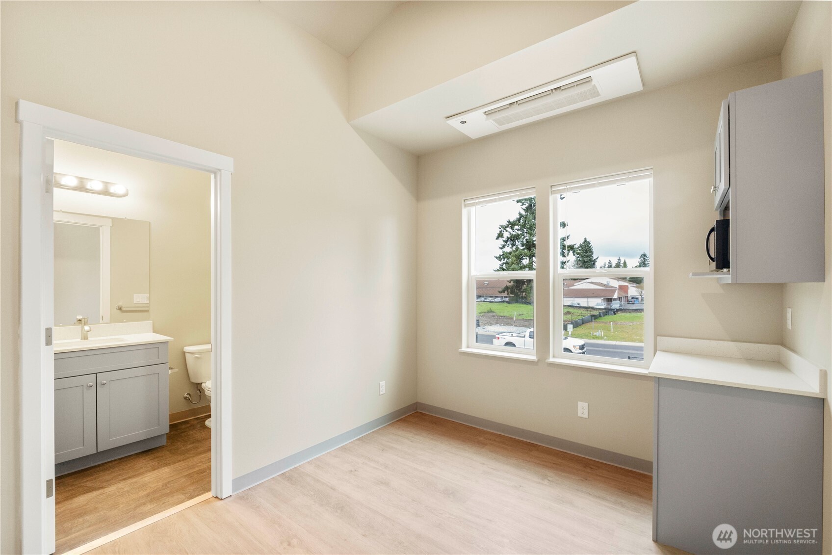 906 104th Street Ct S