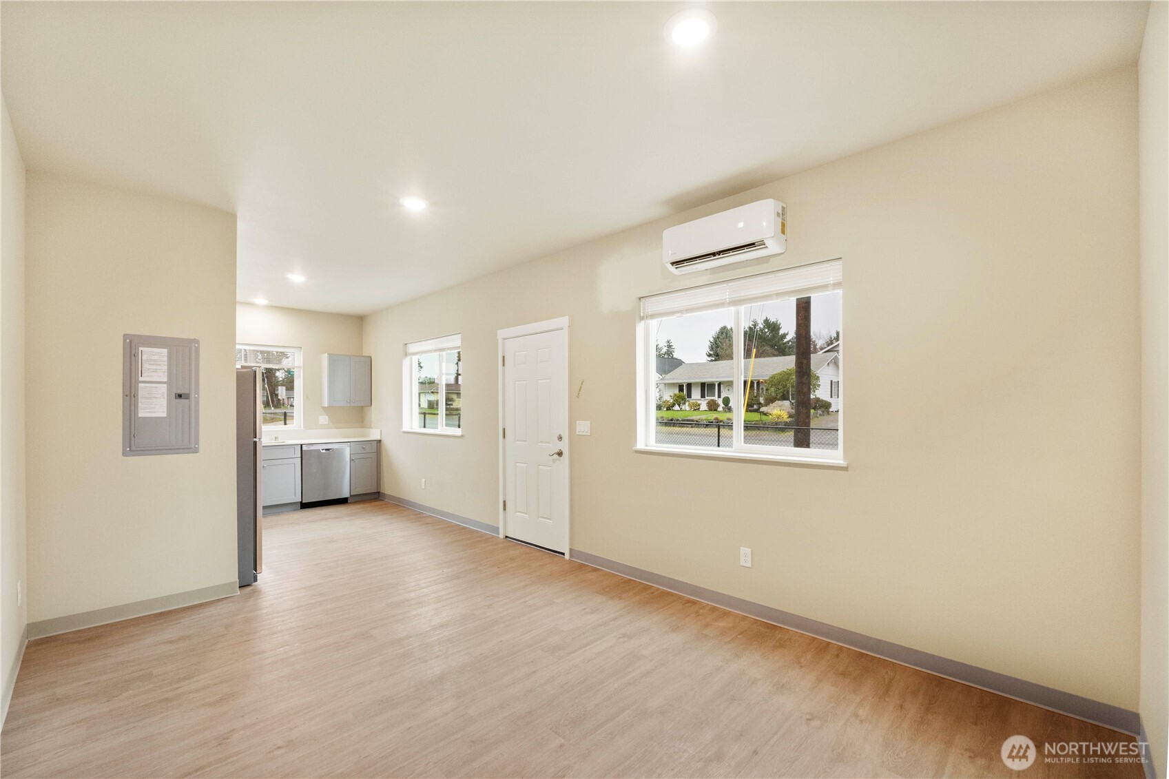 906 104th Street Ct S