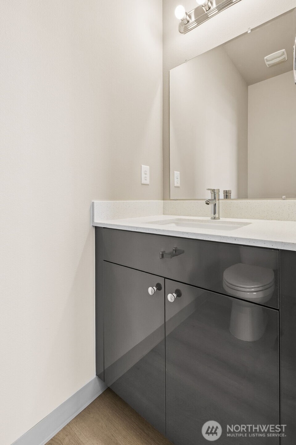 906 104th Street Ct S