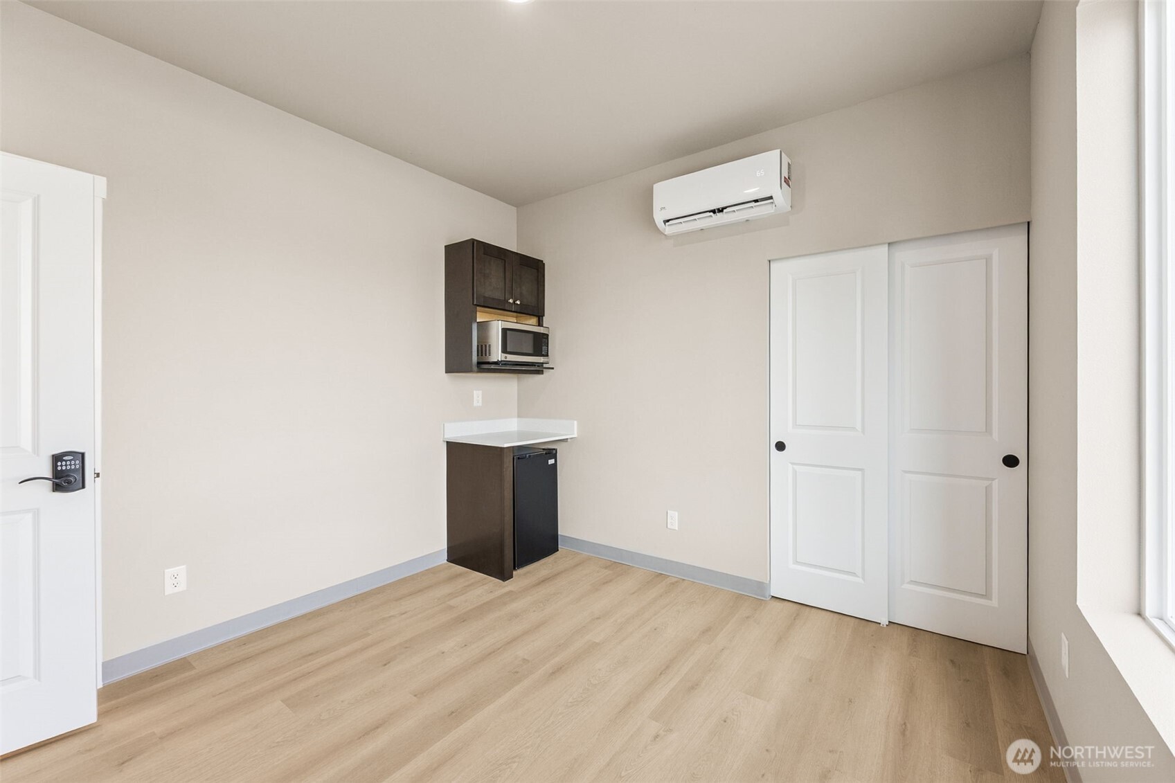 906 104th Street Ct S