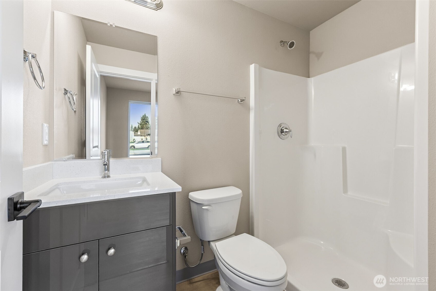 906 104th Street Ct S