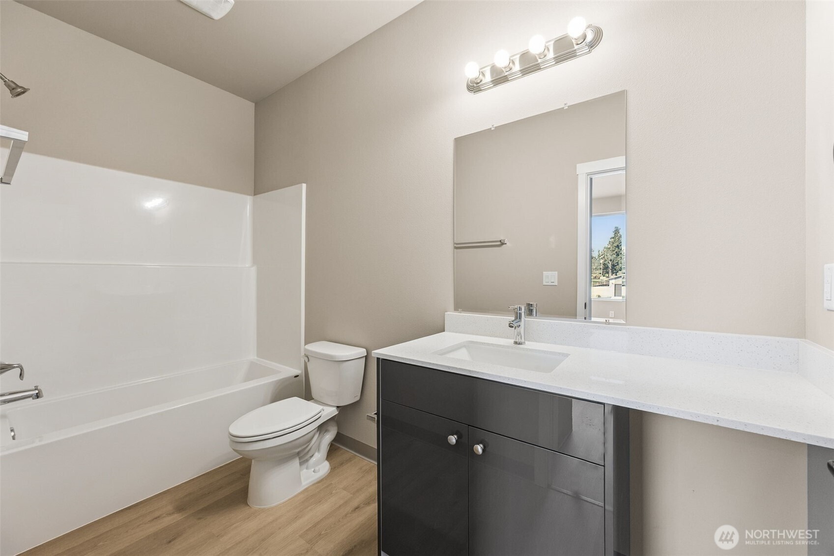 906 104th Street Ct S