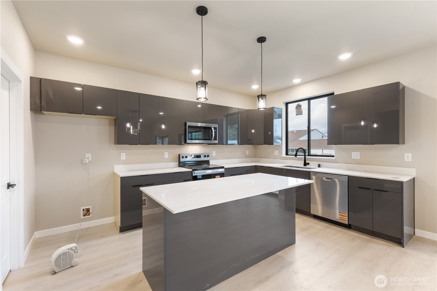 901 104th Street Ct S