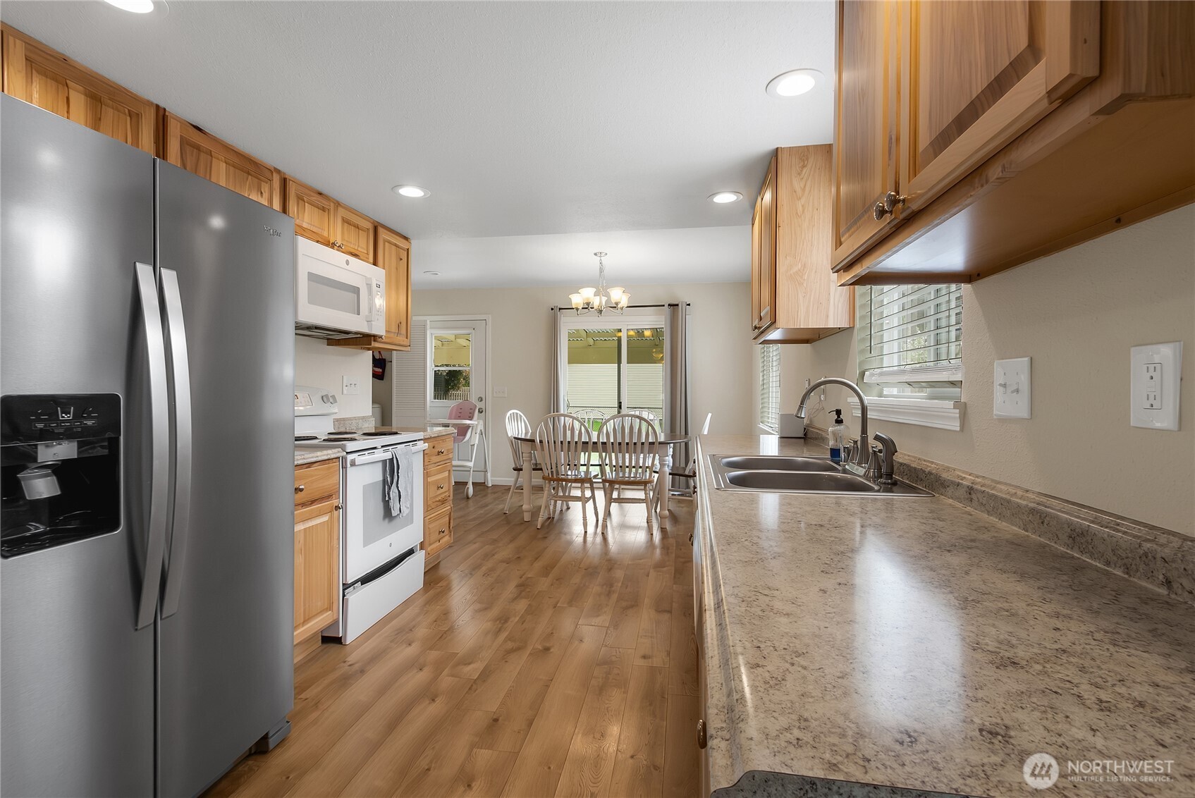 210 Ammons Lane SE