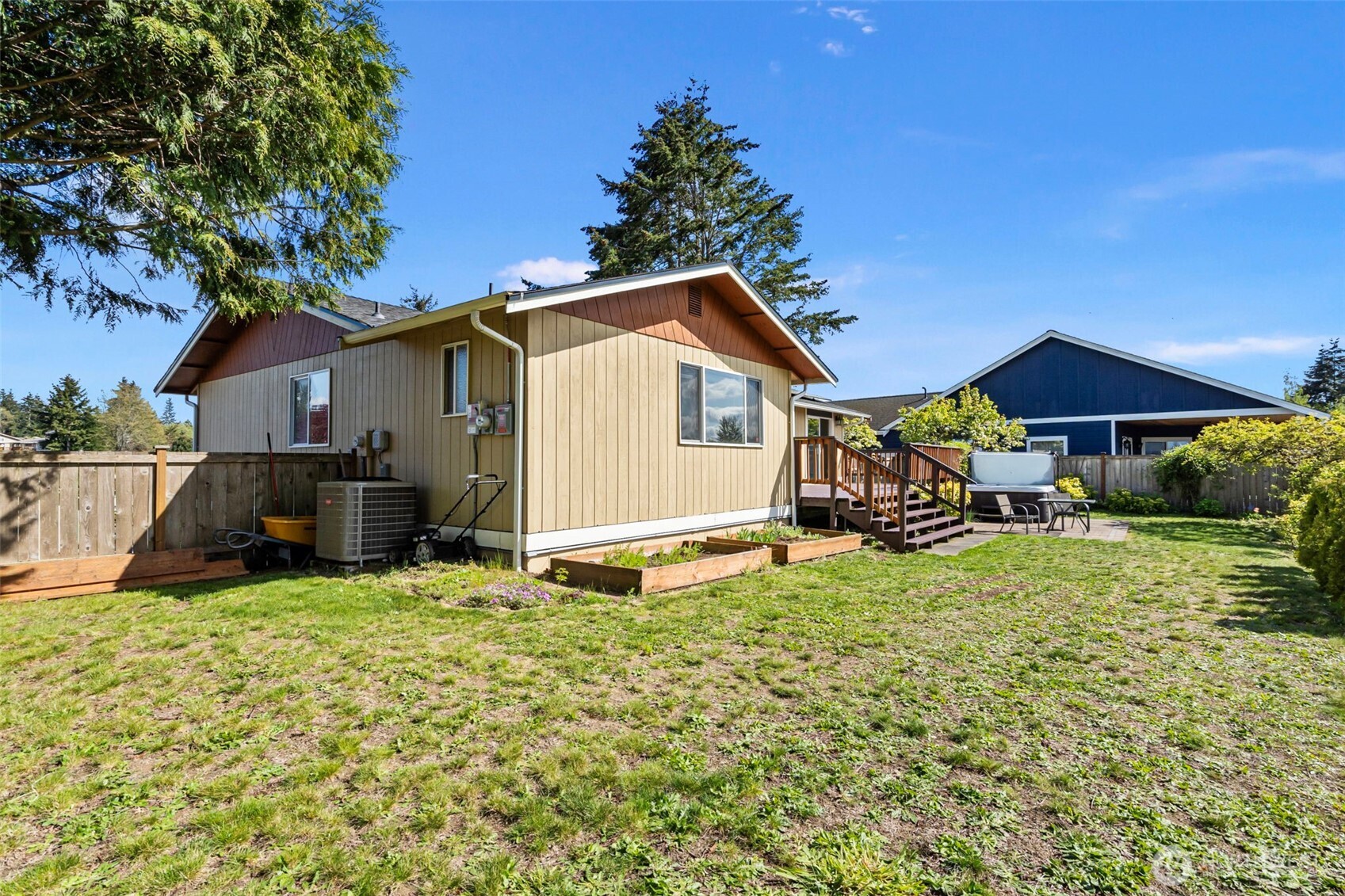 3131 N Narrows Dr
